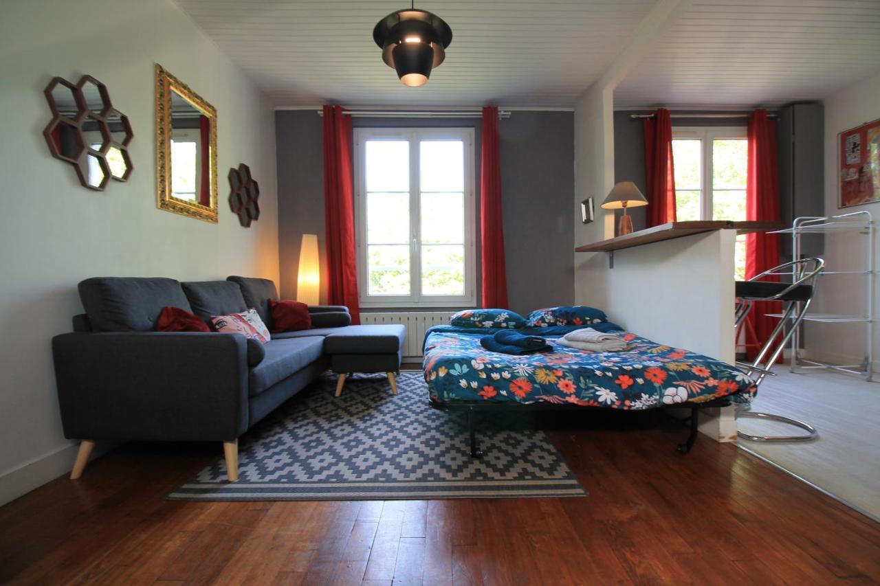 Disponible - Appartement Entier - Ligne H 15Mn Paris-Gare Du Nord, Parking Rue Gratuit, 4 Pers, Station De Train En Face Toutes Les 15Mn, Hippodrome, Cdfas, Universite, Borne Electrique, 1Er Etage Eaubonne Εξωτερικό φωτογραφία